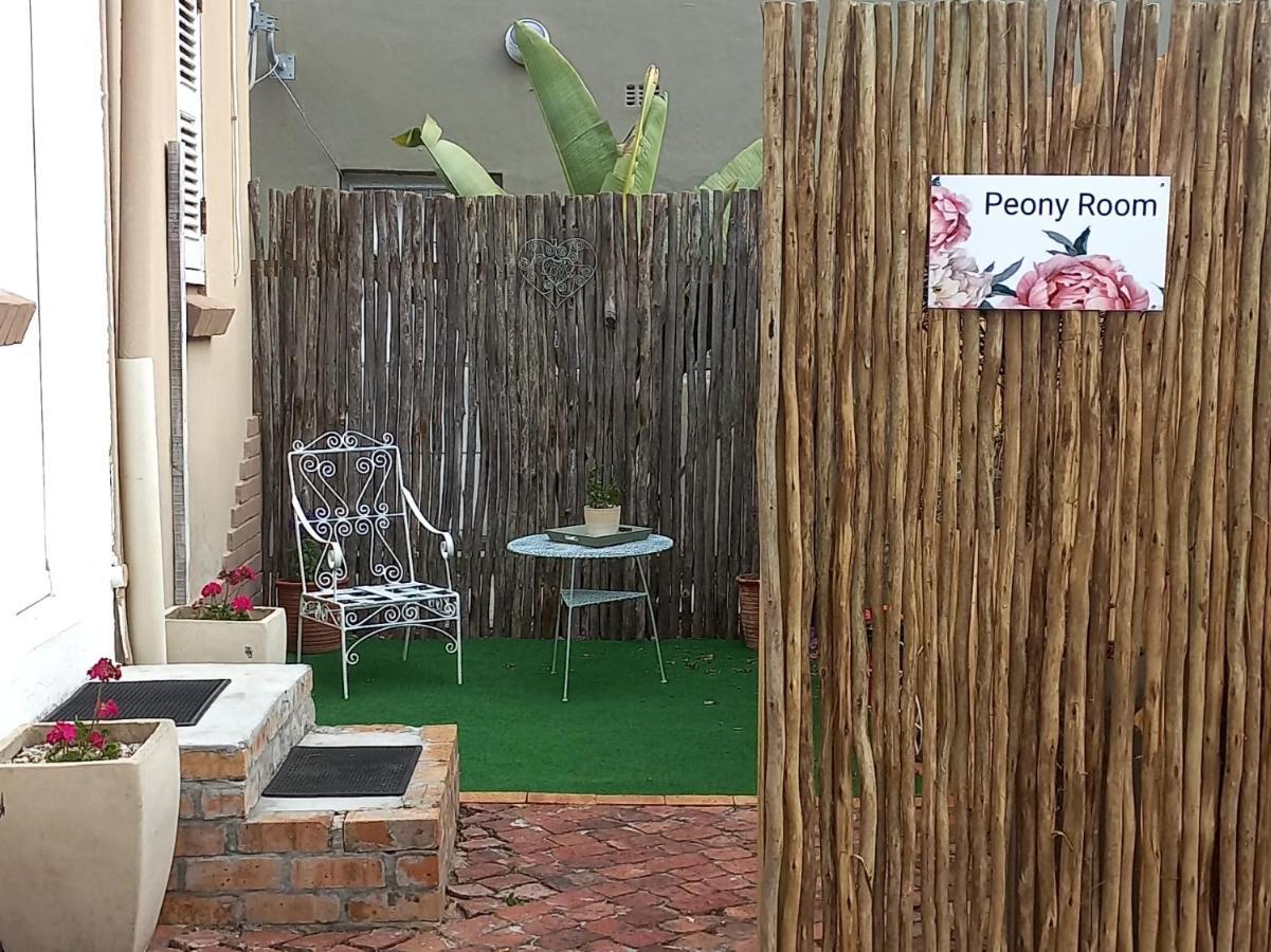 Peony Luxury Room With Wifi And Own Entrance Municipalità locale di Municipalità locale di Stellenbosch Esterno foto