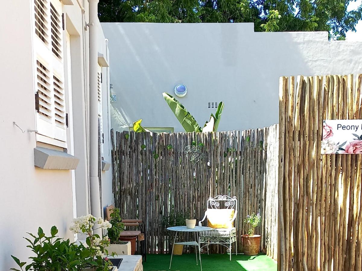 Peony Luxury Room With Wifi And Own Entrance Municipalità locale di Municipalità locale di Stellenbosch Esterno foto