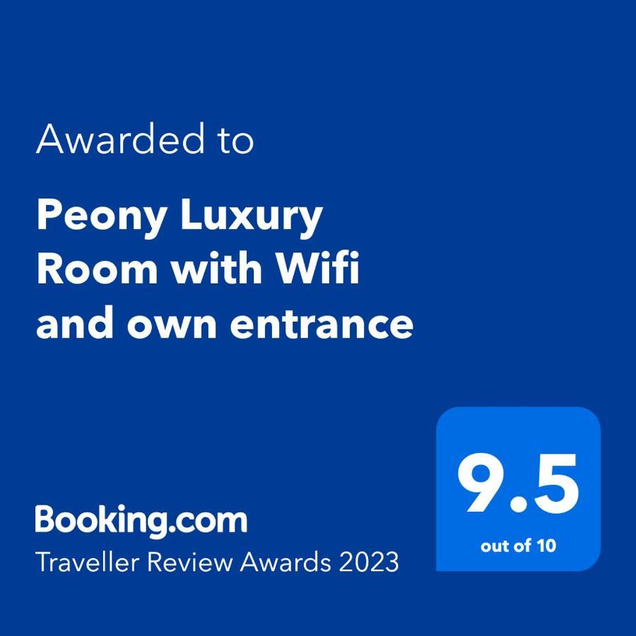 Peony Luxury Room With Wifi And Own Entrance Municipalità locale di Municipalità locale di Stellenbosch Esterno foto