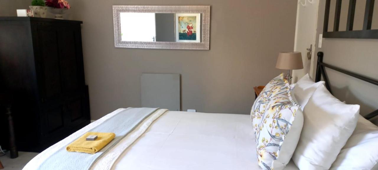 Peony Luxury Room With Wifi And Own Entrance Municipalità locale di Municipalità locale di Stellenbosch Esterno foto