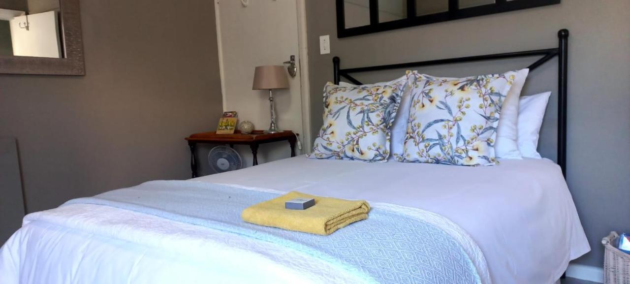 Peony Luxury Room With Wifi And Own Entrance Municipalità locale di Municipalità locale di Stellenbosch Esterno foto